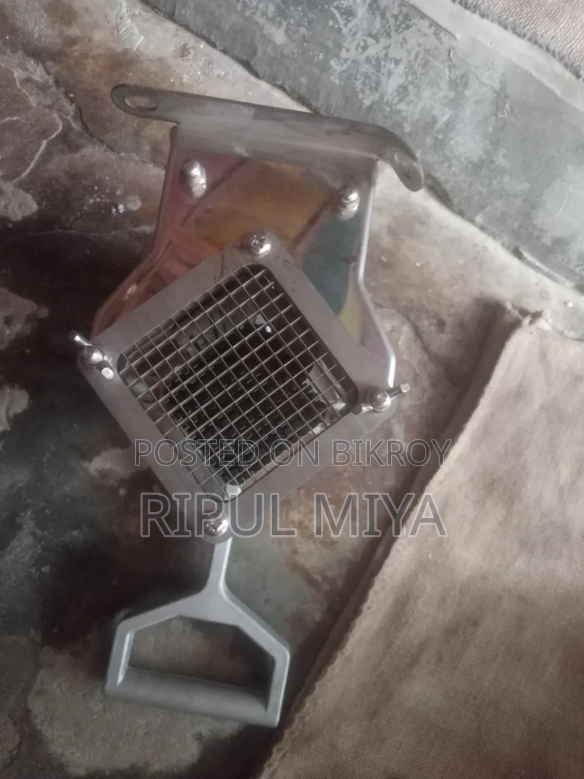 Chips Cutting Machine