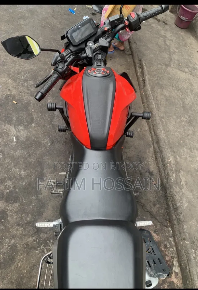 TVS Raider 125 2022 Red