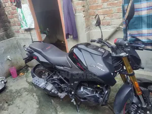Hero Xtreme 160R 4V 2025 Black