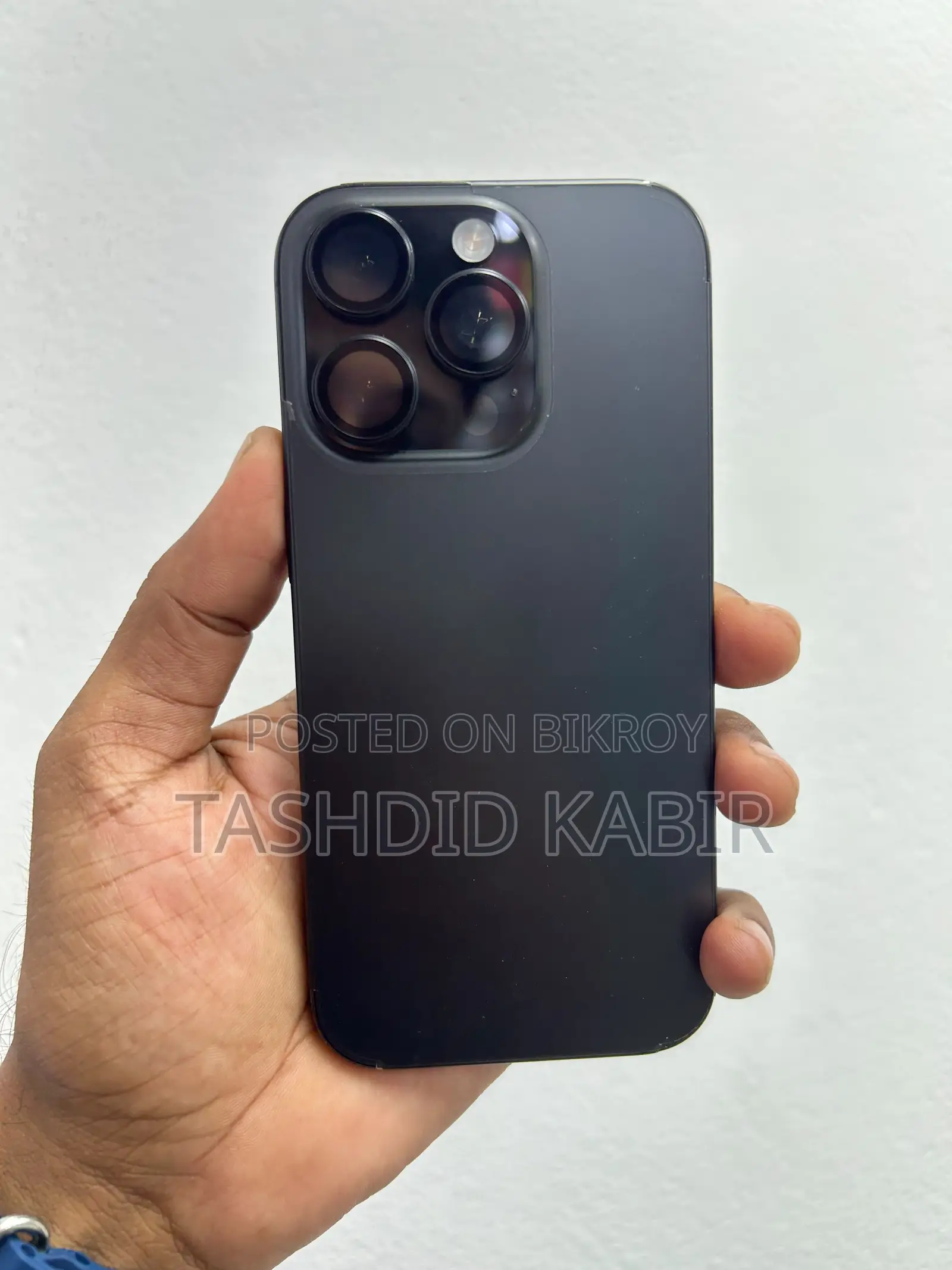 অ্যাপল আইফোন ১৬ প্রো ২৫৬ জিবি কালো