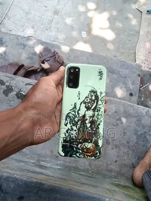 স্যামসাং গ্যালাক্সি এস২০ ৫জি ইউডব্লিউ ১২৮ জিবি ব্ল্যাক
