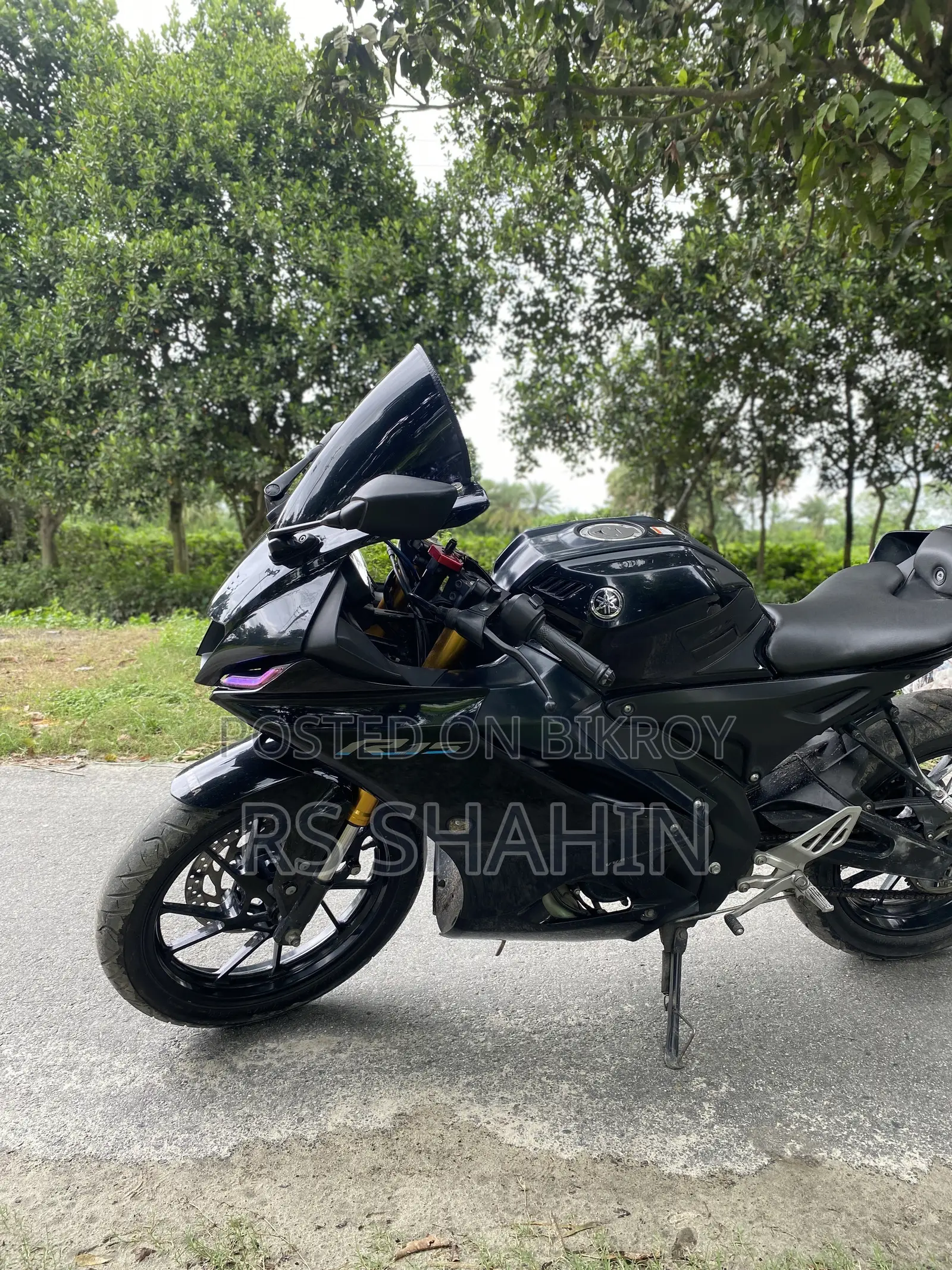Yamaha 2022 Black