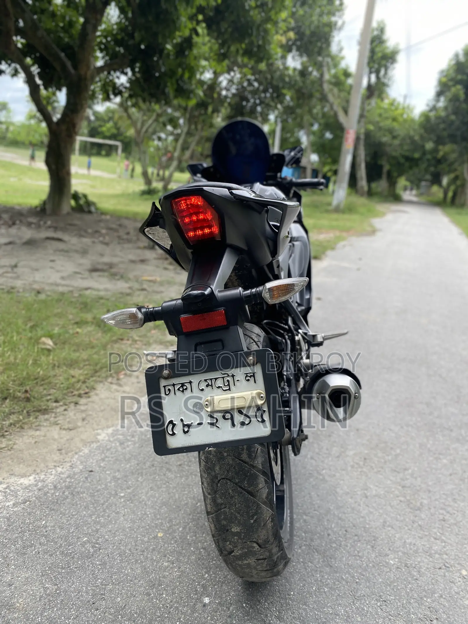 Yamaha 2022 Black