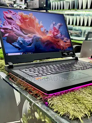 Laptop Asus ROG Strix G731G 32GB Intel Core i7 SSD 1TB
