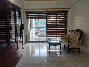 বনানীতে ভাড়ার জন্য আসবাবপত্রসহ ৪ বেডরুমের অ্যাপার্টমেন্ট