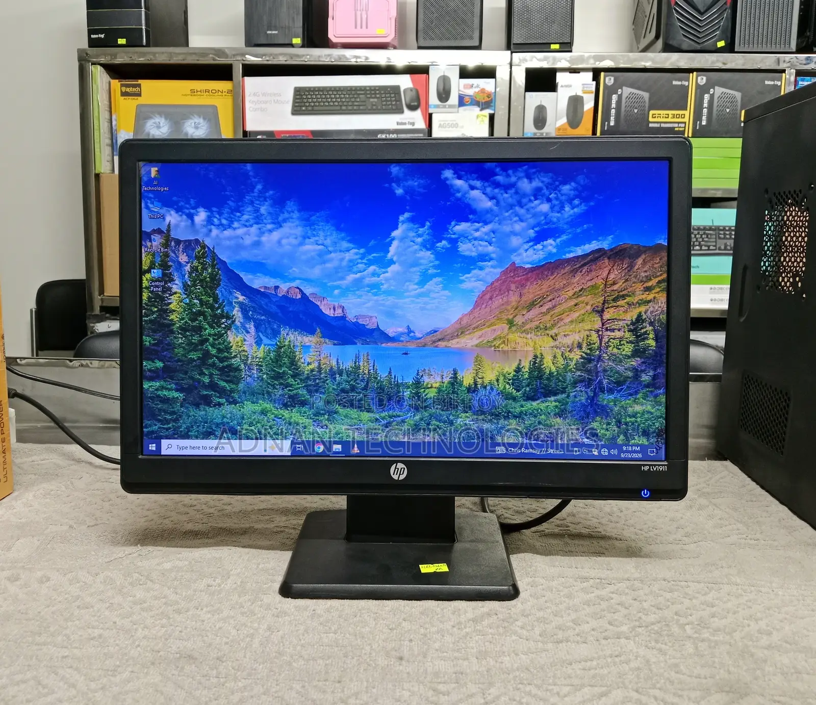 HP LV1911 19′′ LED Monitor – HD Wide Screen Display