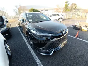 Toyota Corolla Cross 1.8 Hybrid AWD 2021 Black