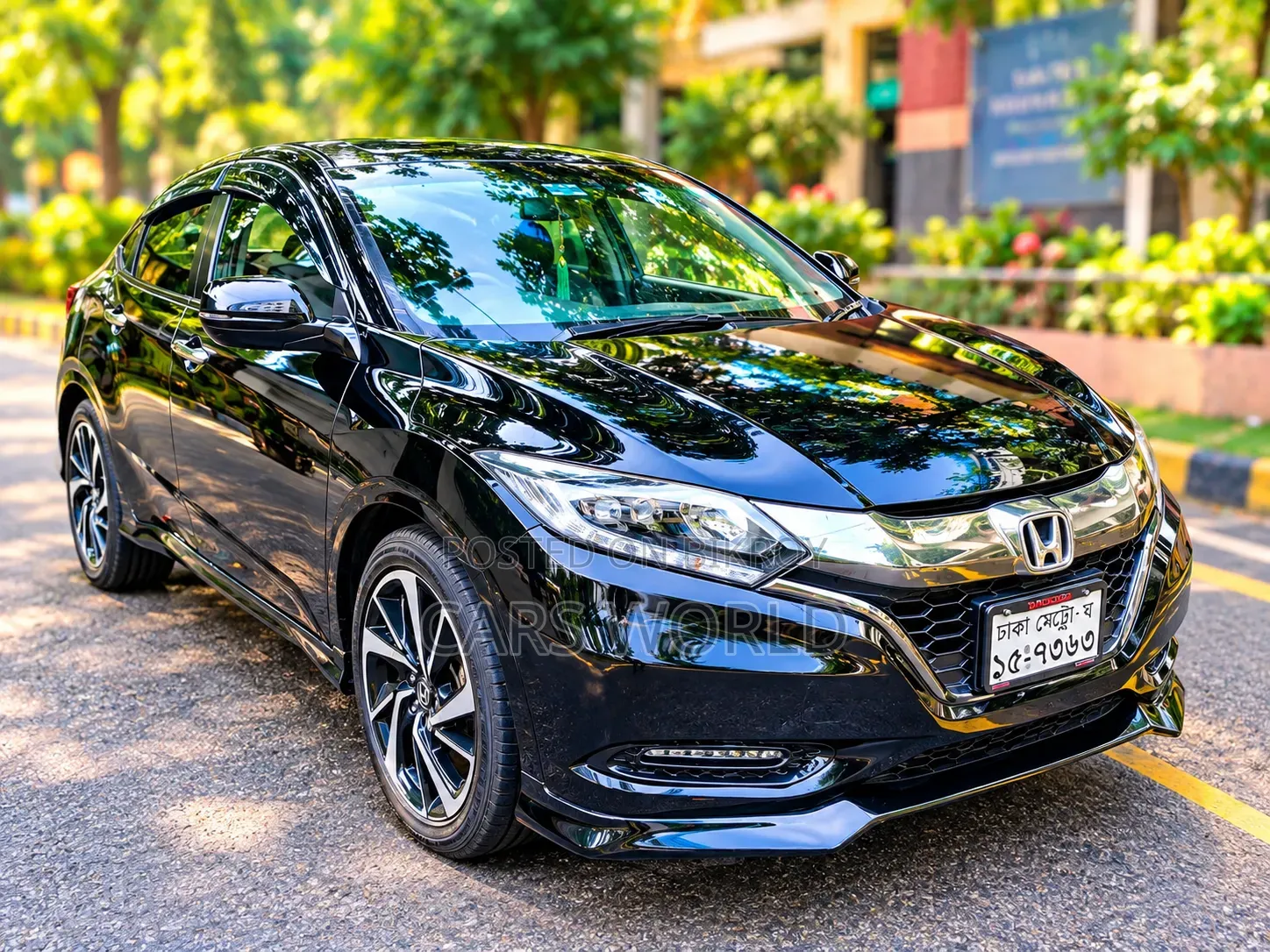 Honda Vezel 1.5 Two-Wheel Drive 2016 Black