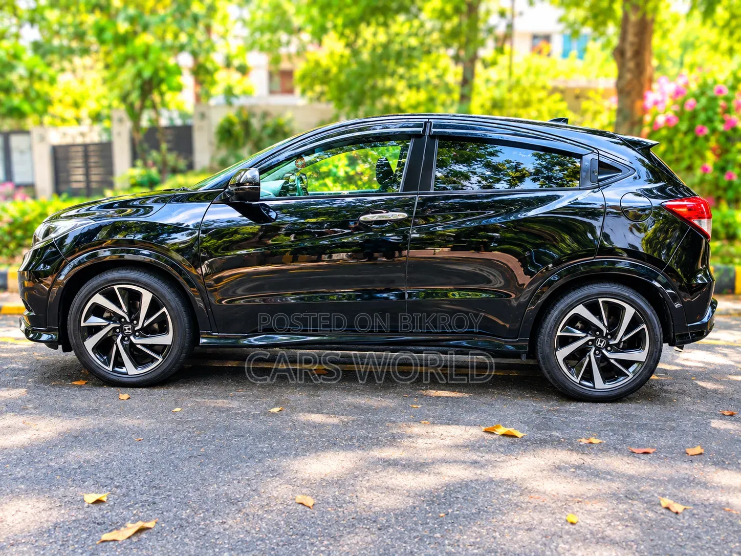Honda Vezel 1.5 Two-Wheel Drive 2016 Black