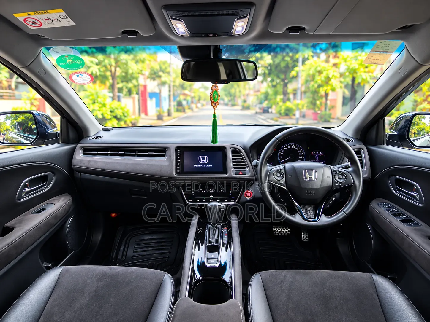 Honda Vezel 1.5 Two-Wheel Drive 2016 Black