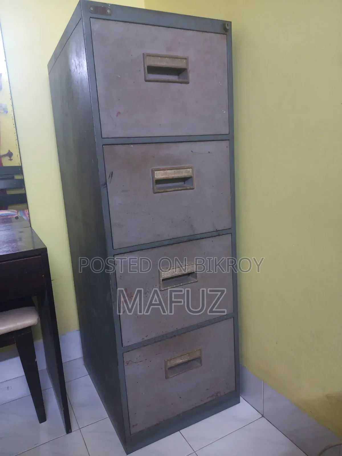 File Cabinet 4 Drawer