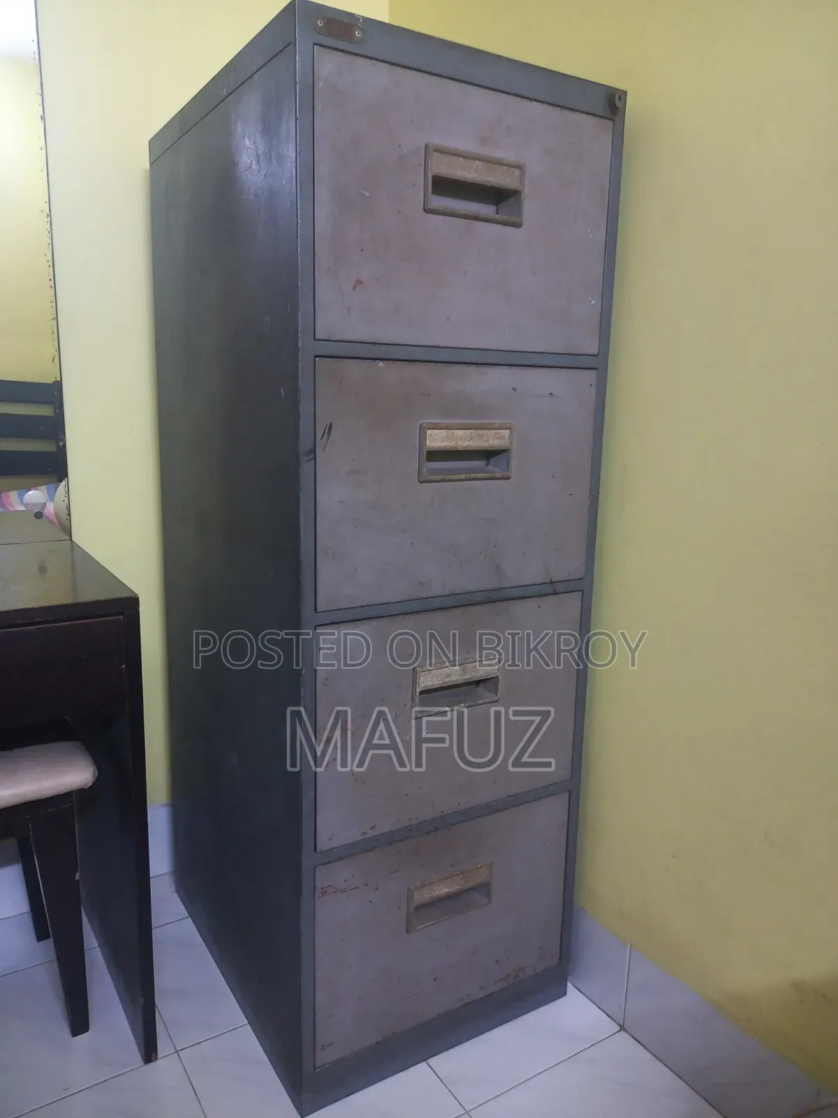 File Cabinet 4 Drawer