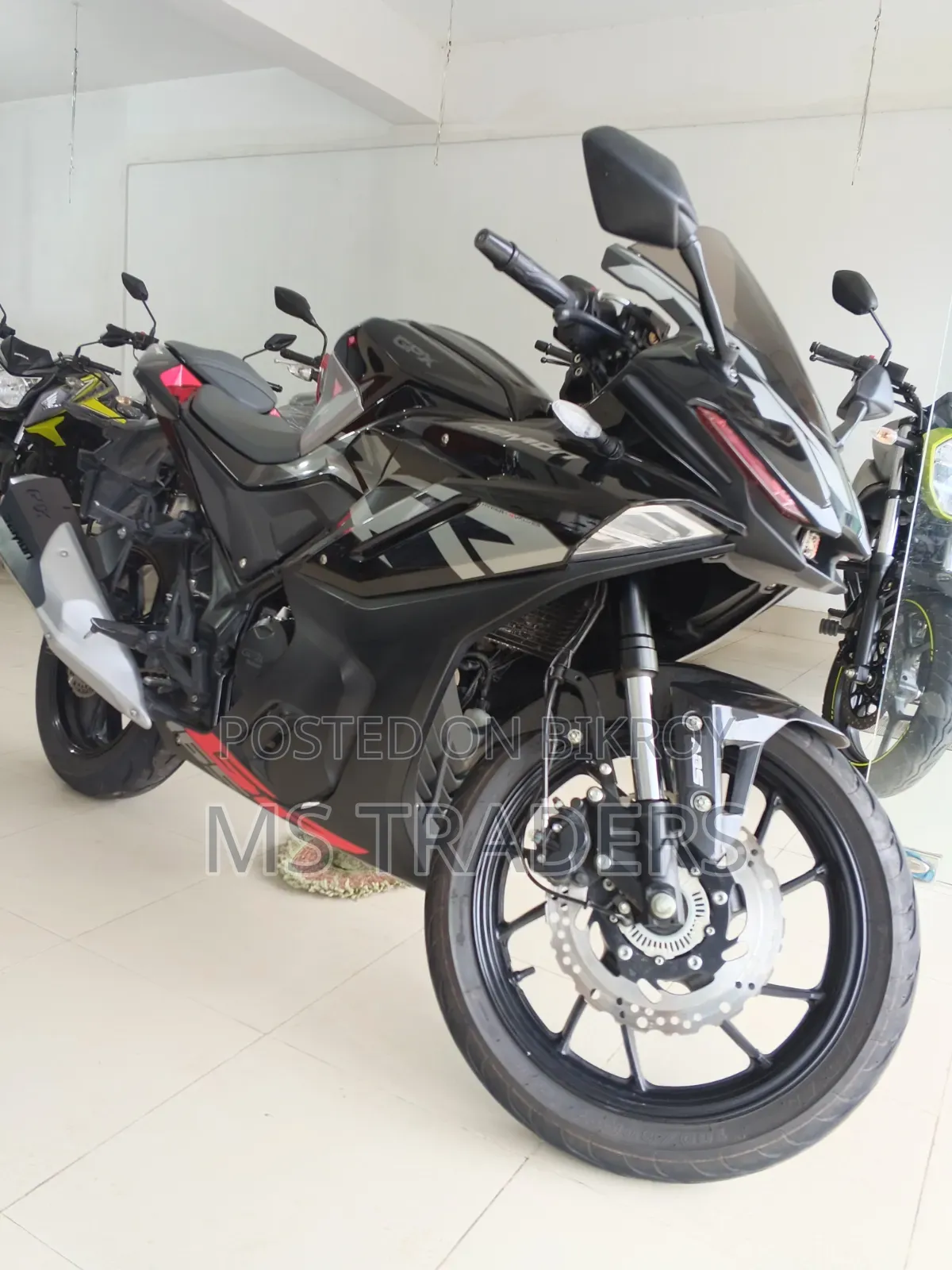 GPX GR200R Dacorsa2 2025 Black