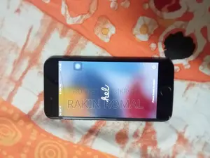 Apple iPhone 7 32 GB Black