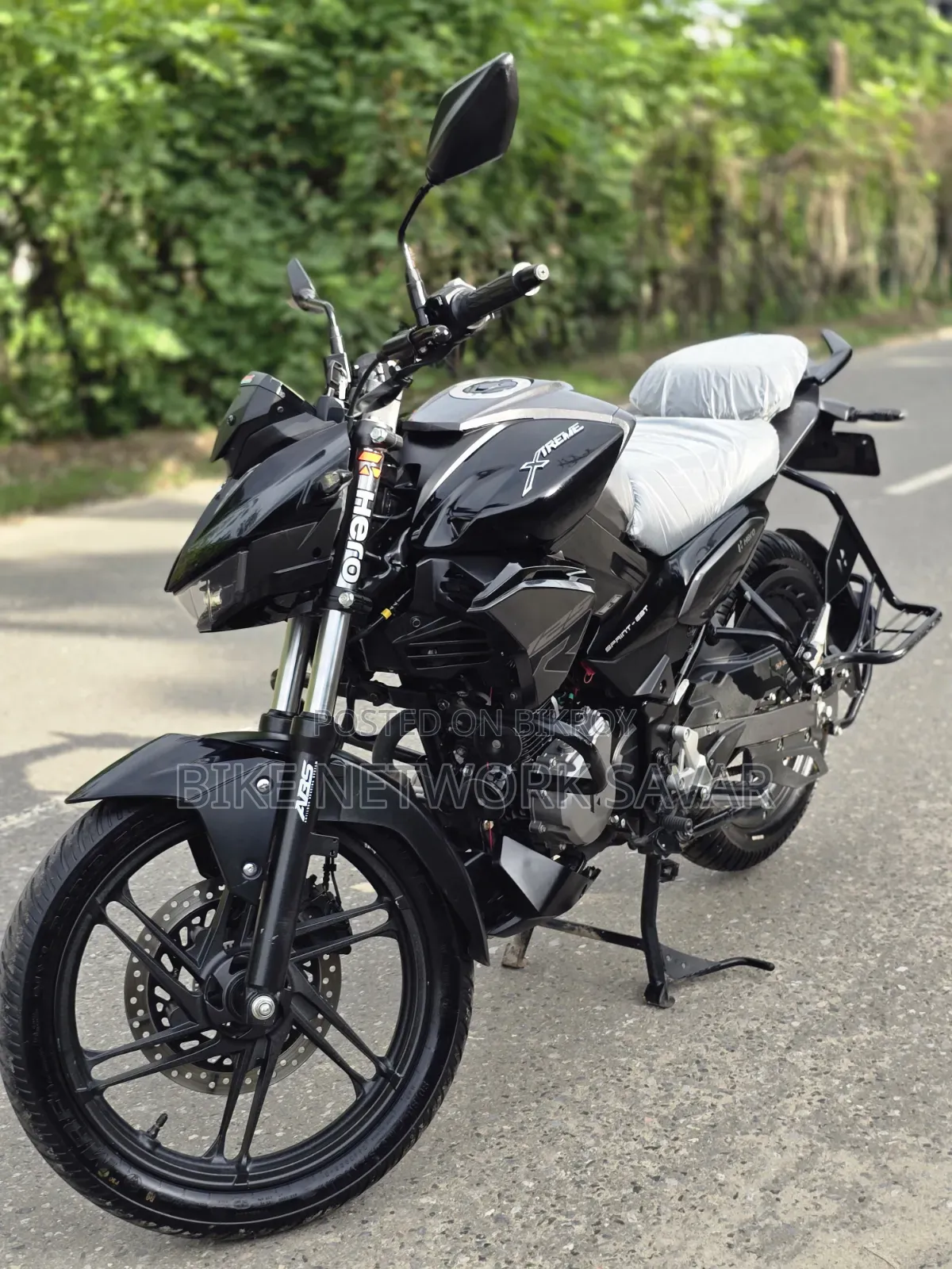 New Hero Xtreme 125R 2026 Black