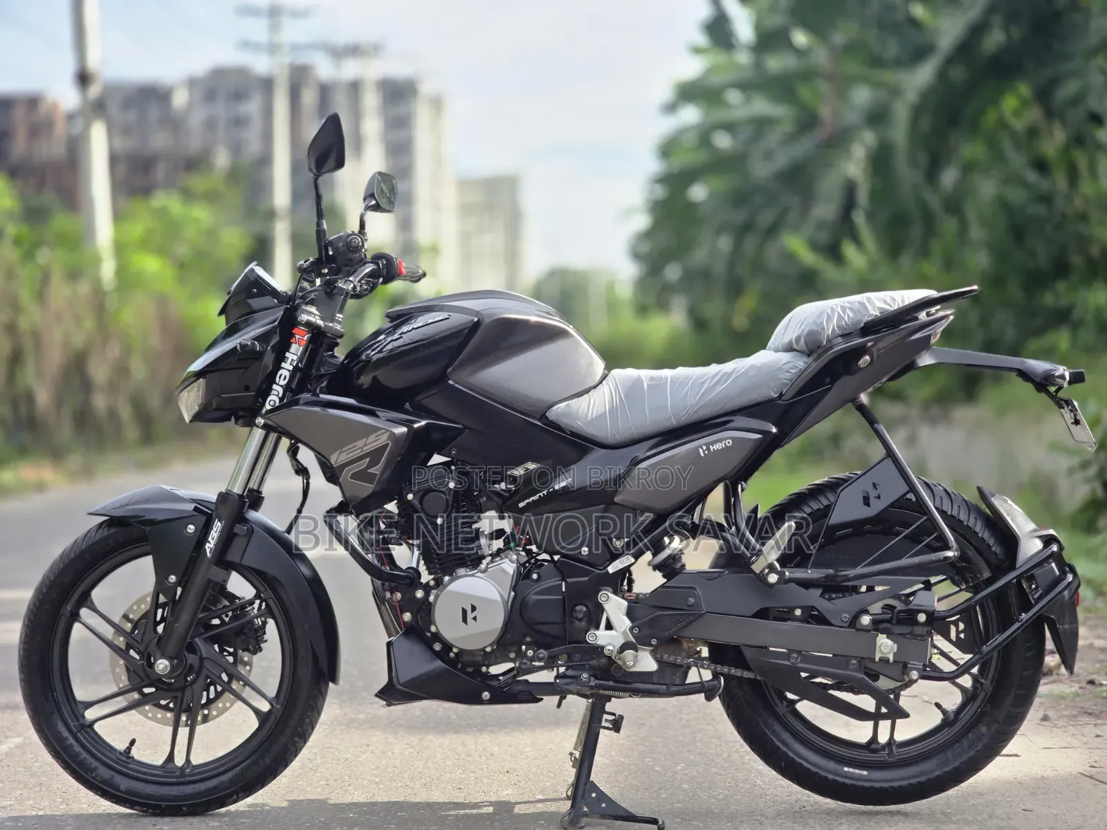 New Hero Xtreme 125R 2026 Black