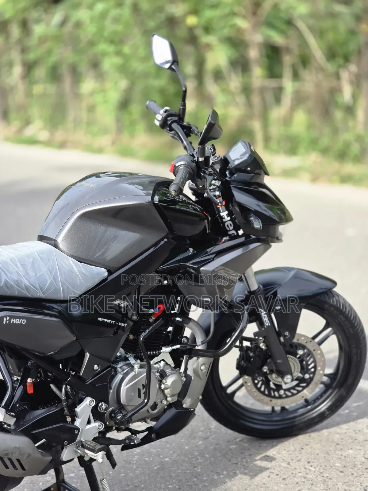 New Hero Xtreme 125R 2026 Black