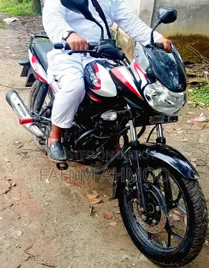 Bajaj Discover 125 2023 Black