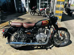 Royal Motorcycle 2025 Black