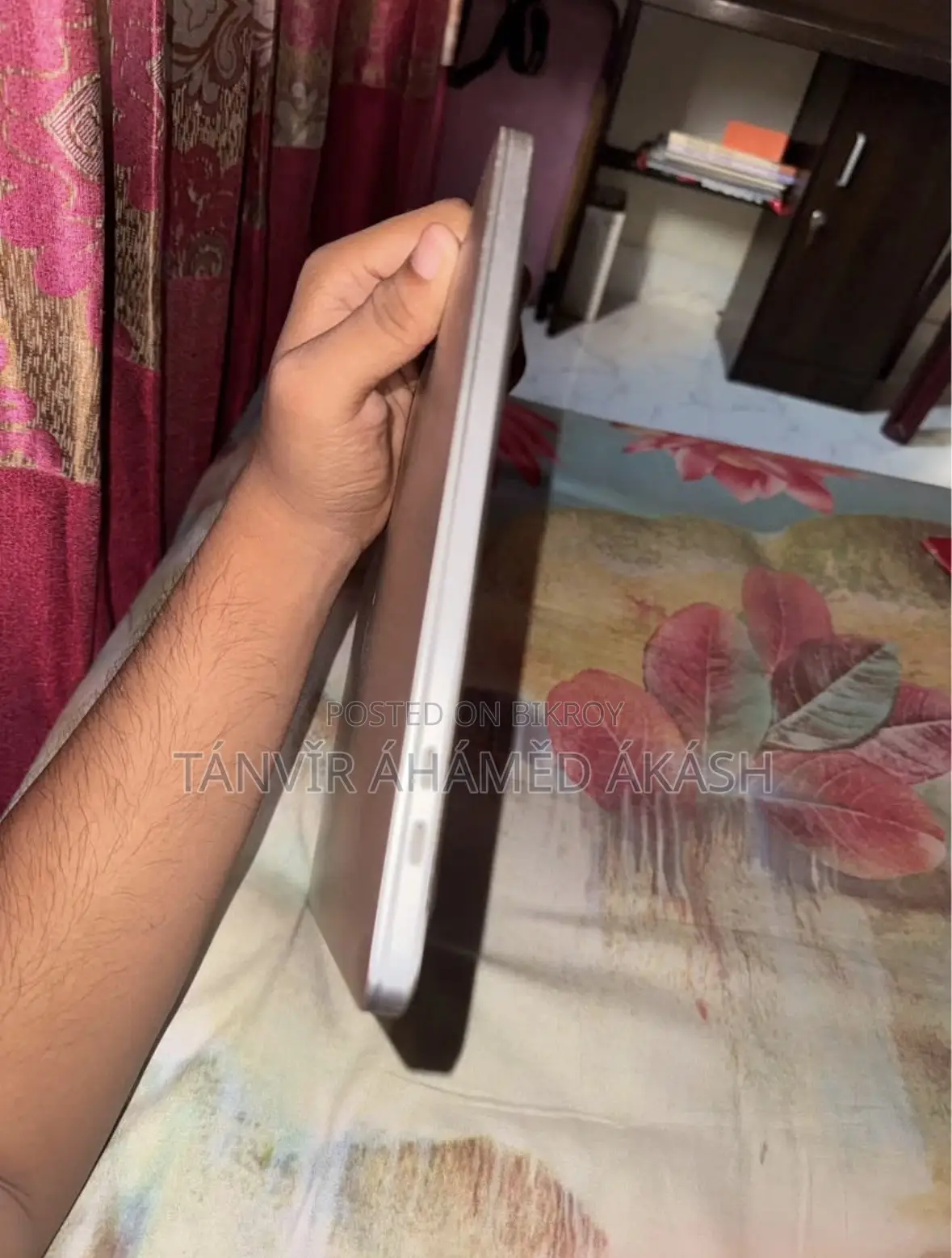 ল্যাপটপ অ্যাপল ম্যাকবুক প্রো ২০২২ এম২ ৮জিবি অ্যাপল এম২ এসএসডি ২৫৬জিবি