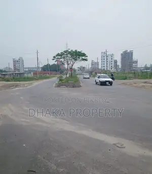 110ft Road 3 Katha South Facing Plot at Sector-17/H1