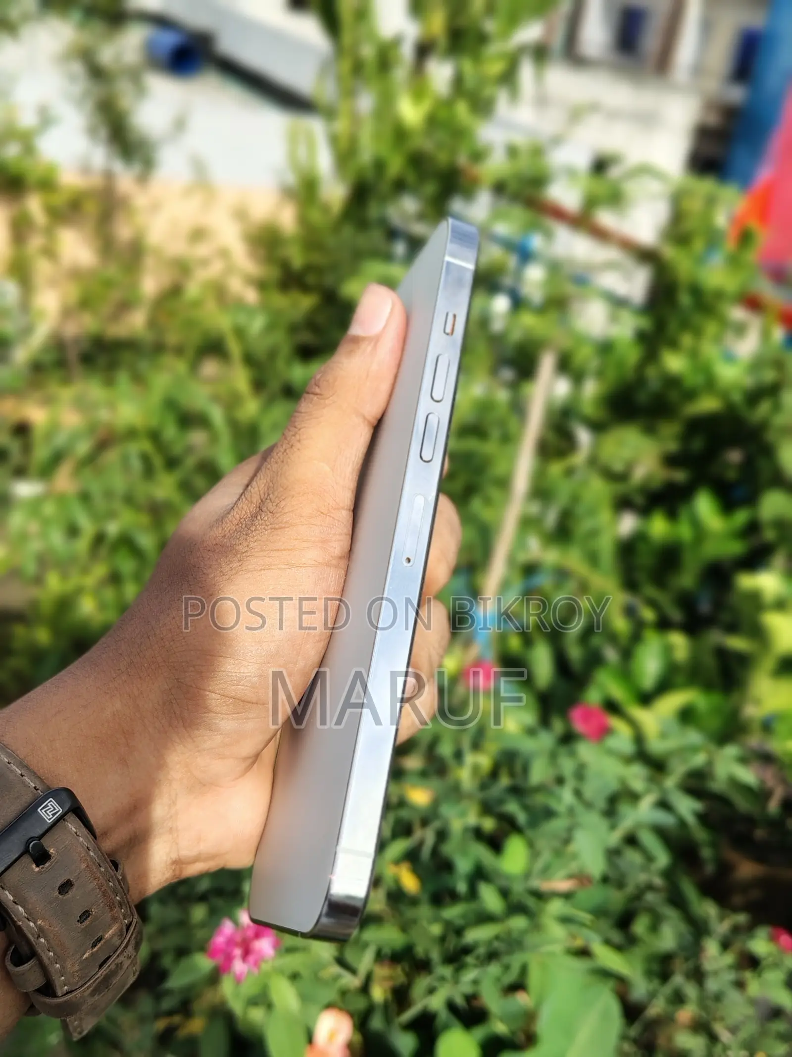 অ্যাপল আইফোন ১৩ প্রো ম্যাক্স ২৫৬ জিবি সিলভার