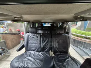 Toyota Grand HiAce 2002 Silver