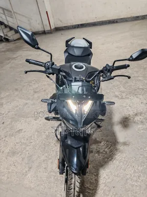 Hero Xtreme 125R 2025 Black
