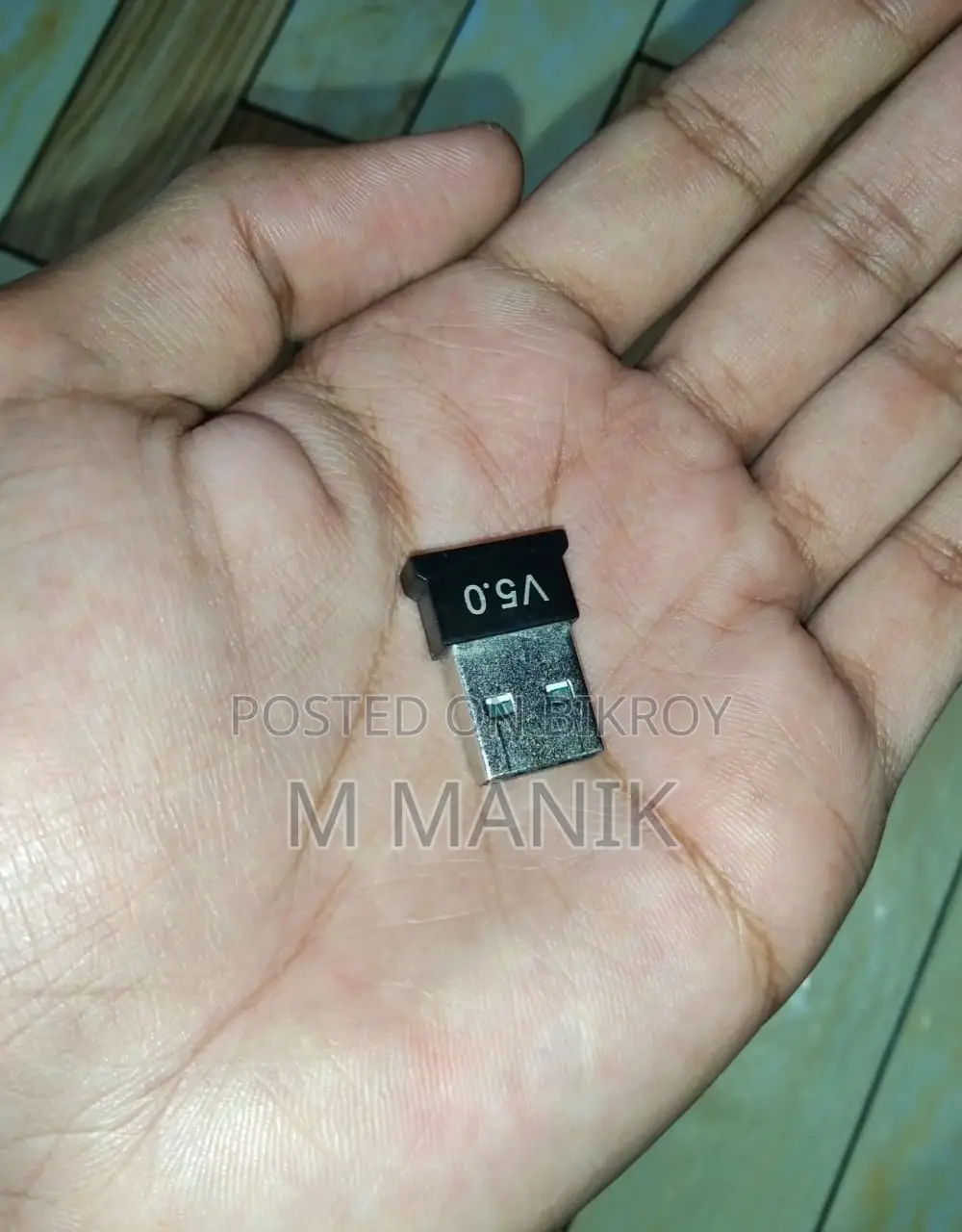 Bluetooth Dongle USB 5.0 Adapter