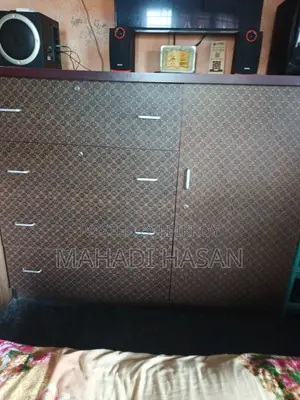 ওয়ার্ডরোব বিক্রয় করা হবে