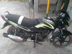 TVS Metro 2013 Green