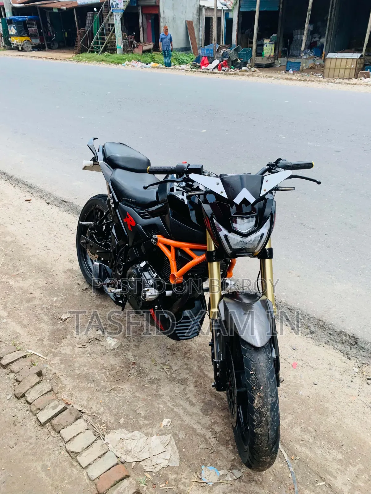 Runner Bolt 165R 2021 Black