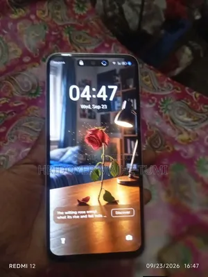 Tecno Spark 30 256 GB Silver
