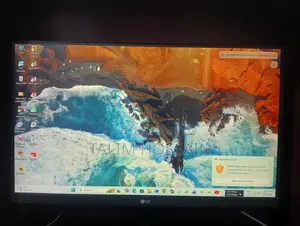 Desktop Computer Asus 8GB AMD Ryzen 5 SSD 256GB