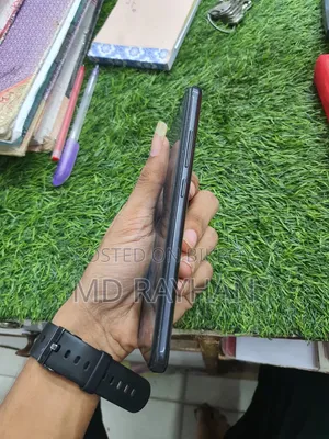 রিয়েলমি ৮ ৫জি ৬৪ জিবি রেড