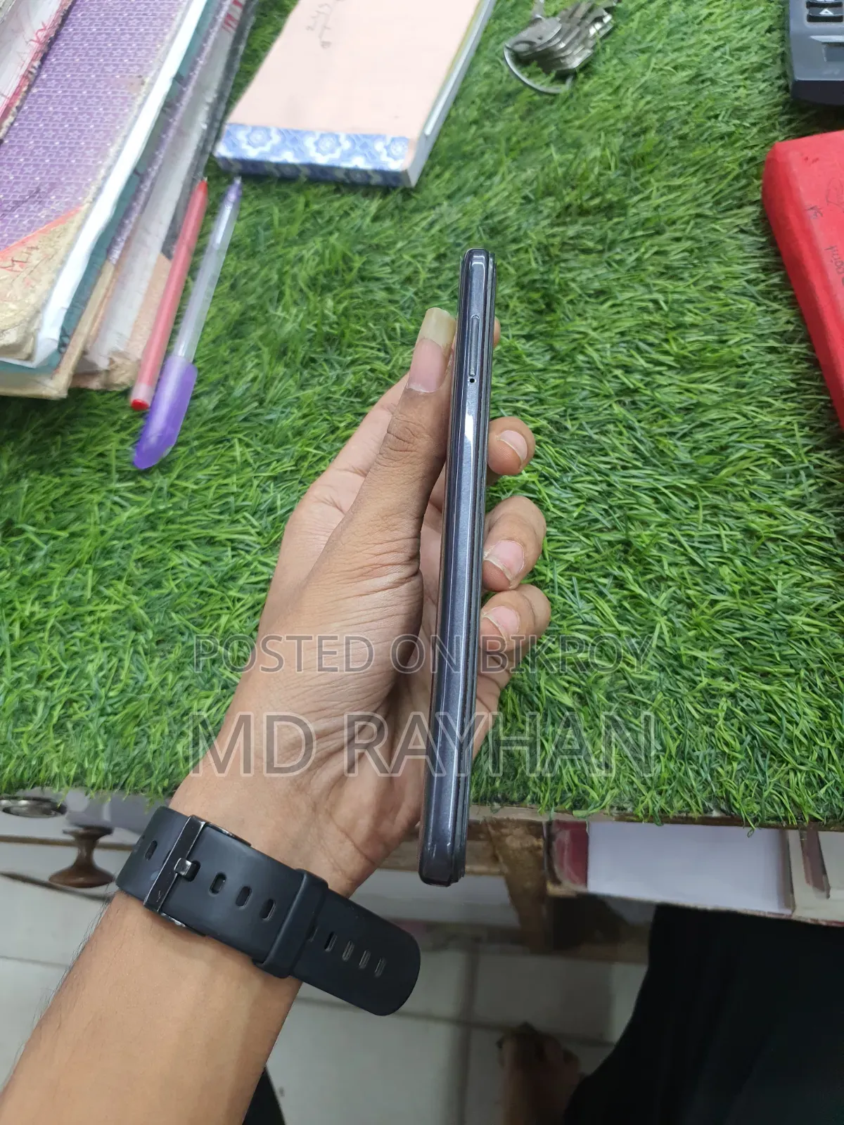 রিয়েলমি ৮ ৫জি ৬৪ জিবি রেড