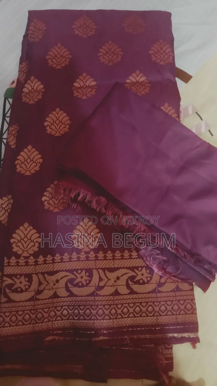১বার ব্যবহৃত, মেরুন এক কালার জরজেট শাড়ি সেল দেব।