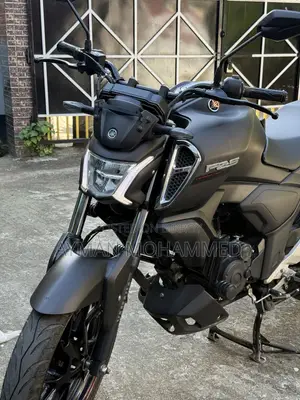 Yamaha FZS V4 2025 Black