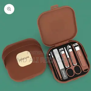 Premium 7-in-1 Manicure Pedicure Grooming Kit - Leatherette Box