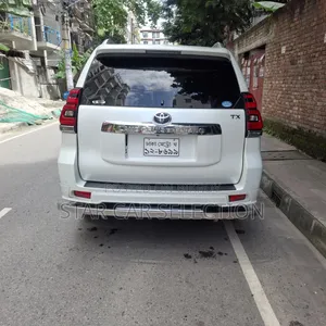 Toyota Land Cruiser Prado 2017 Pearl