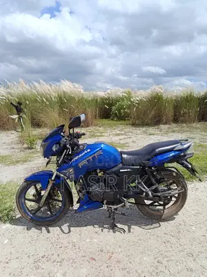 TVS Apache RTR 160 2V 2025 Blue