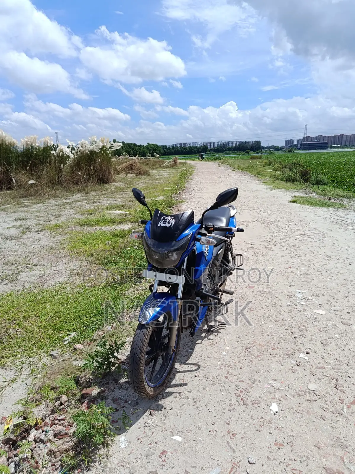 TVS Apache RTR 160 2V 2025 Blue