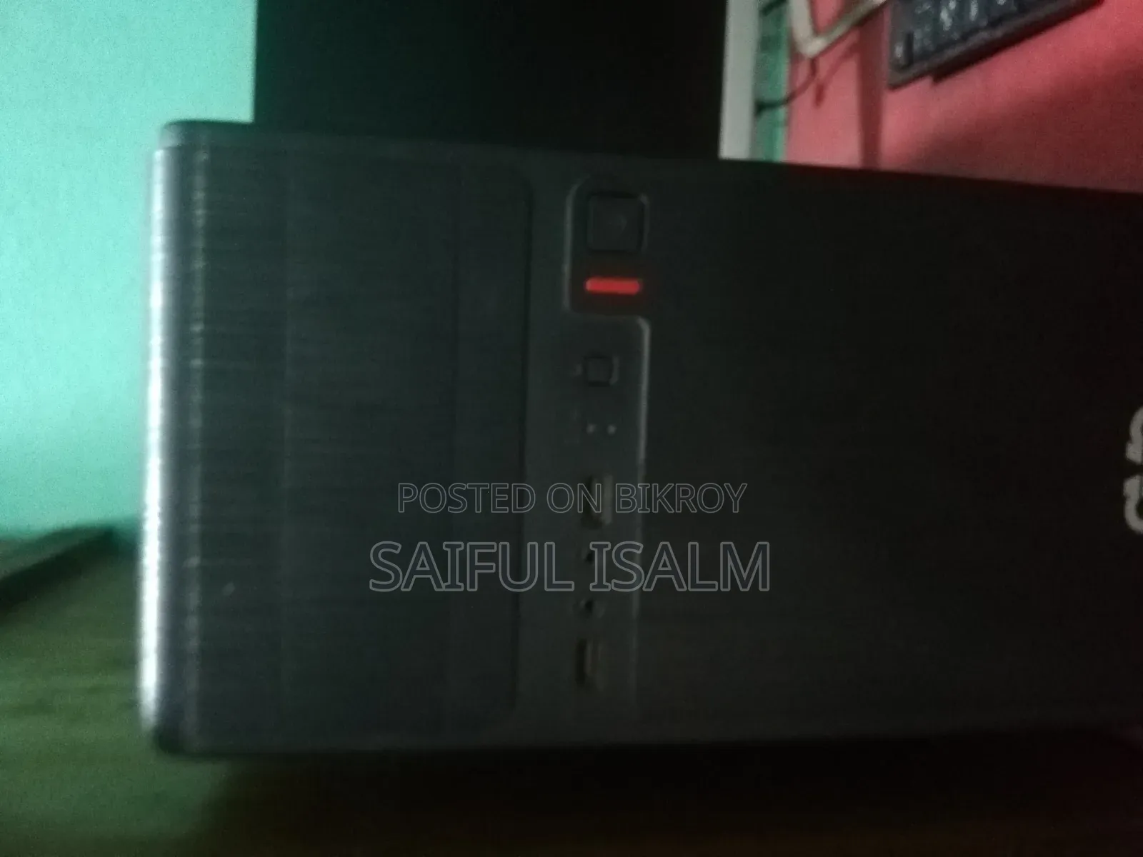 Gigabyte GA-H110MSTX-HD3-ZK 8GB Intel Core i3 HDD+SSD 750GB