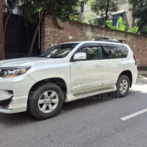 Toyota Land Cruiser Prado 2014 Pearl
