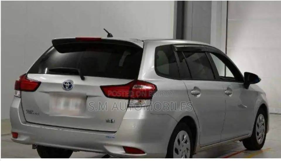 Toyota Corolla Fielder 1.5 Petrol All-Wheel Drive 2021 Silver