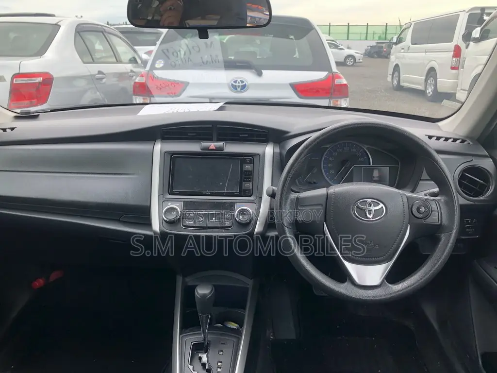 Toyota Corolla Fielder 1.5 Petrol All-Wheel Drive 2021 Silver