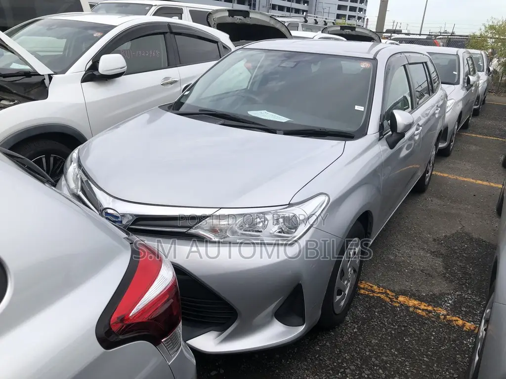 Toyota Corolla Fielder 1.5 Petrol All-Wheel Drive 2021 Silver