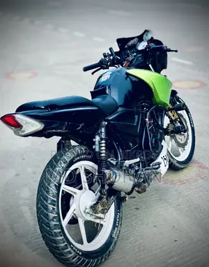 TVS Apache RTR 160 2V 2015 Blue