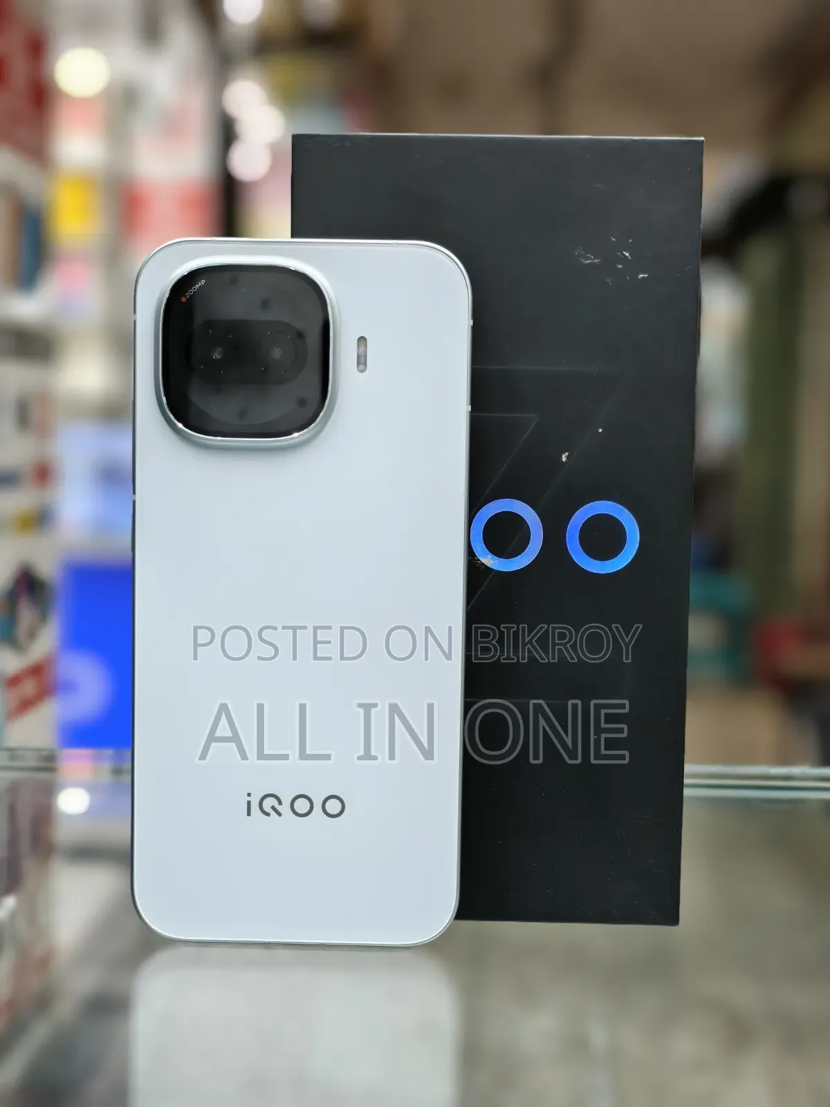 iQOO 11 256 GB White