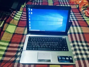 Laptop Asus A42F 4GB RAM Intel Core i3 500GB HDD